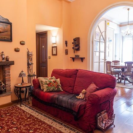 밀라노 Duomo Walking Distance Elegant Flat With View 아파트 외부 사진