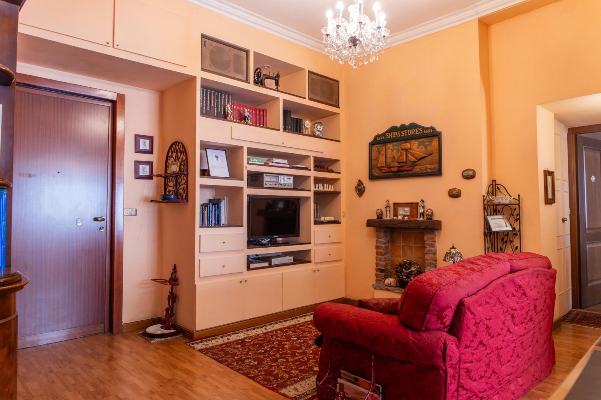 밀라노 Duomo Walking Distance Elegant Flat With View 아파트 외부 사진