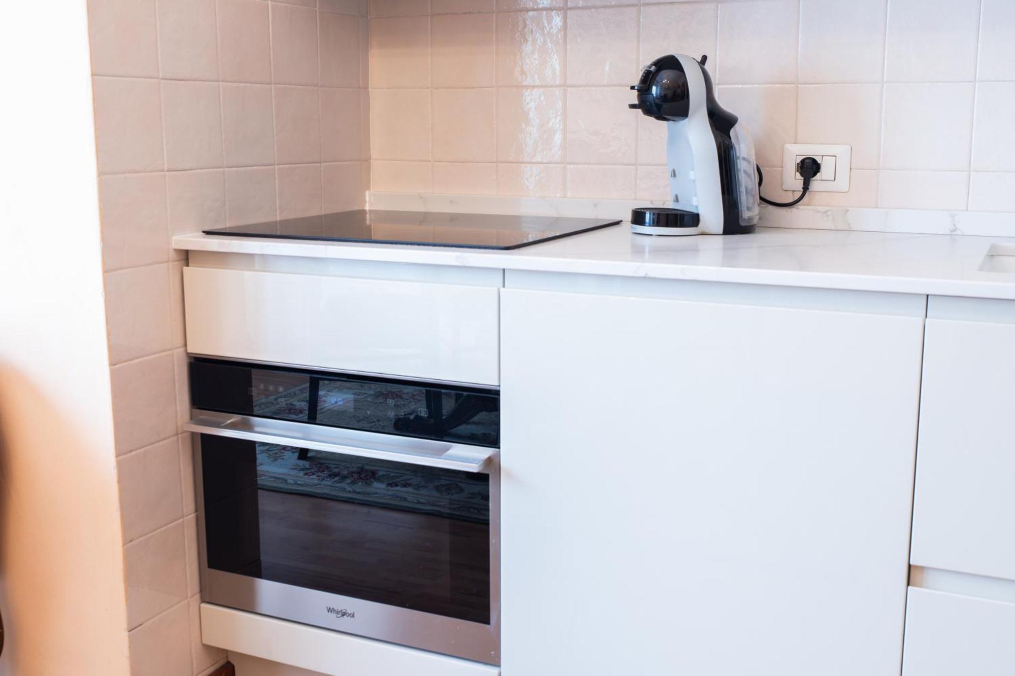 밀라노 Duomo Walking Distance Elegant Flat With View 아파트 외부 사진